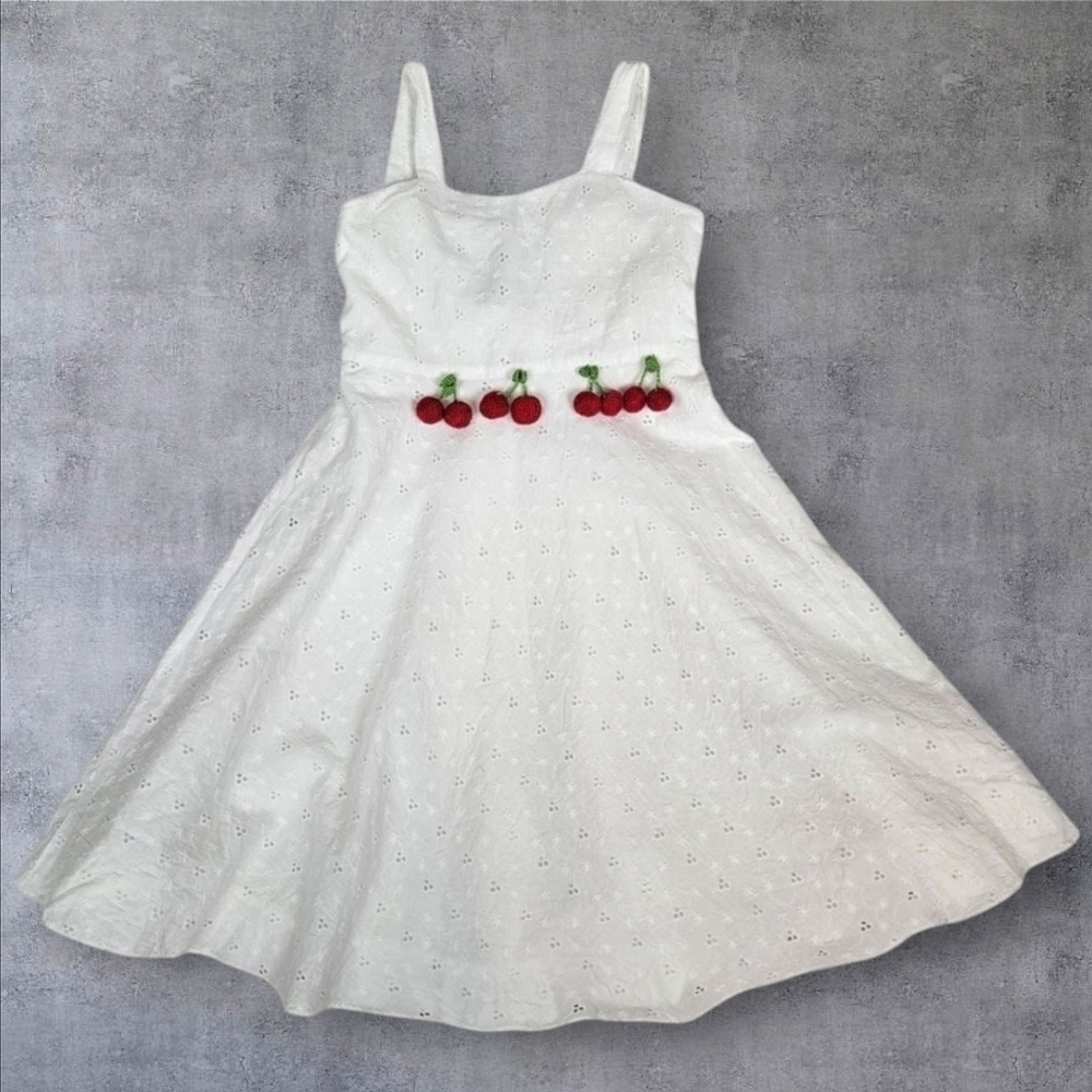Il Baule di Elianne White Eyelet Sun Dress 3D Crocheted Cherry Size 4 Girls